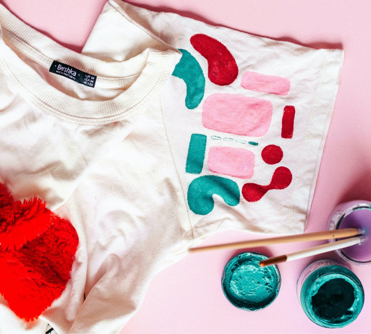 4 Ideas for DIY Sweatshirt Projects - Threadsy